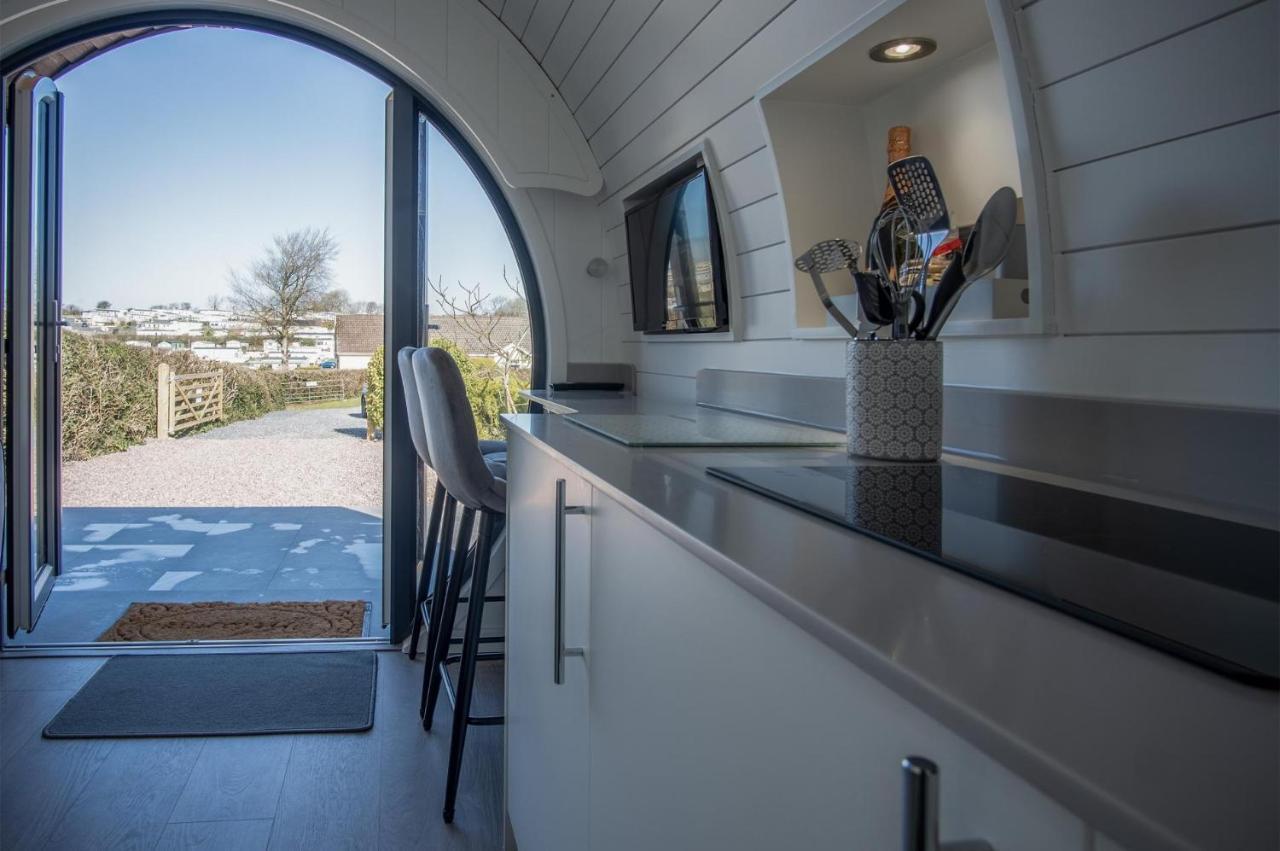 Bracken Burrows - 1 Bedroom Pod - New Hedges Bagian luar foto