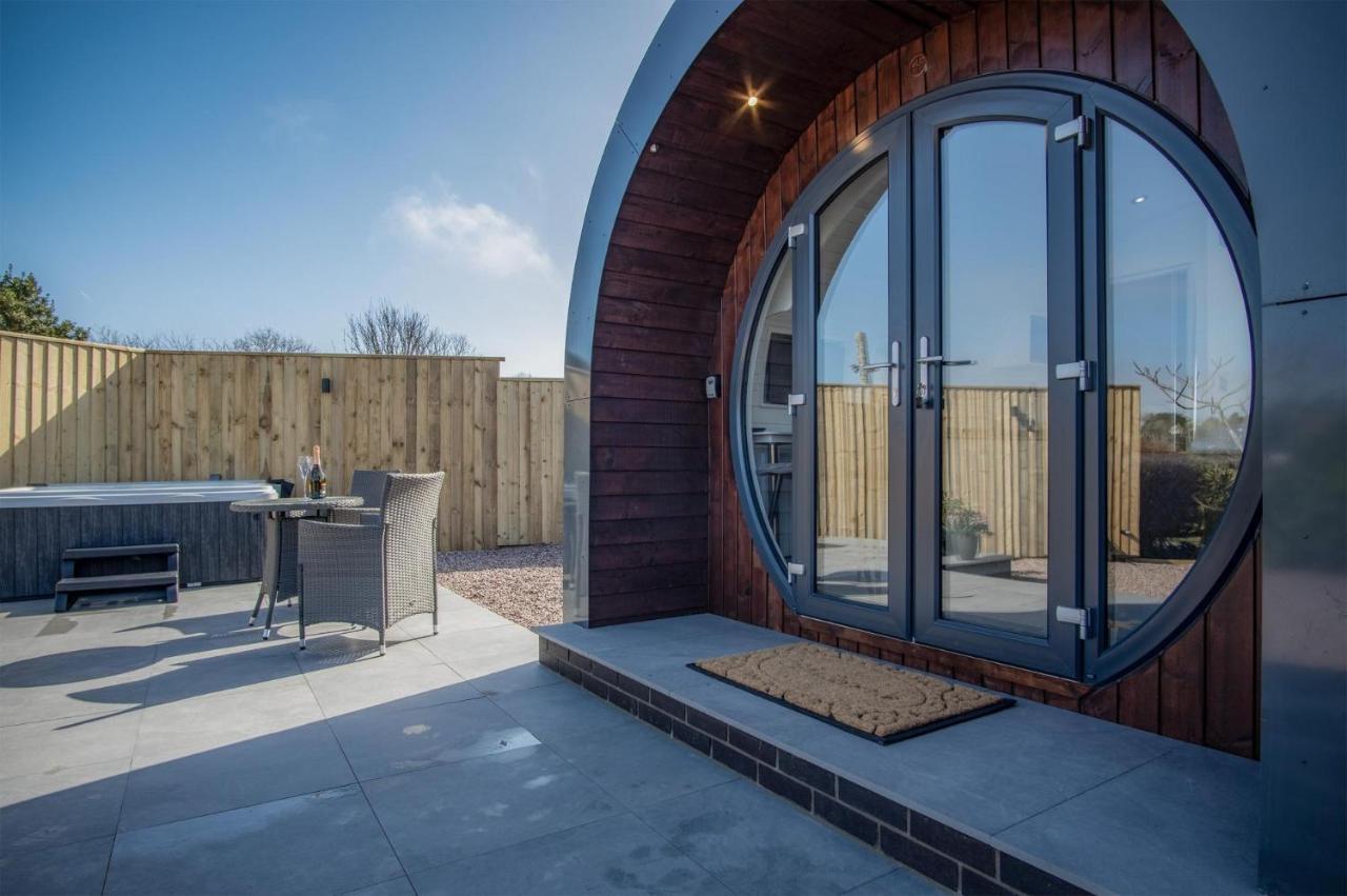 Bracken Burrows - 1 Bedroom Pod - New Hedges Bagian luar foto